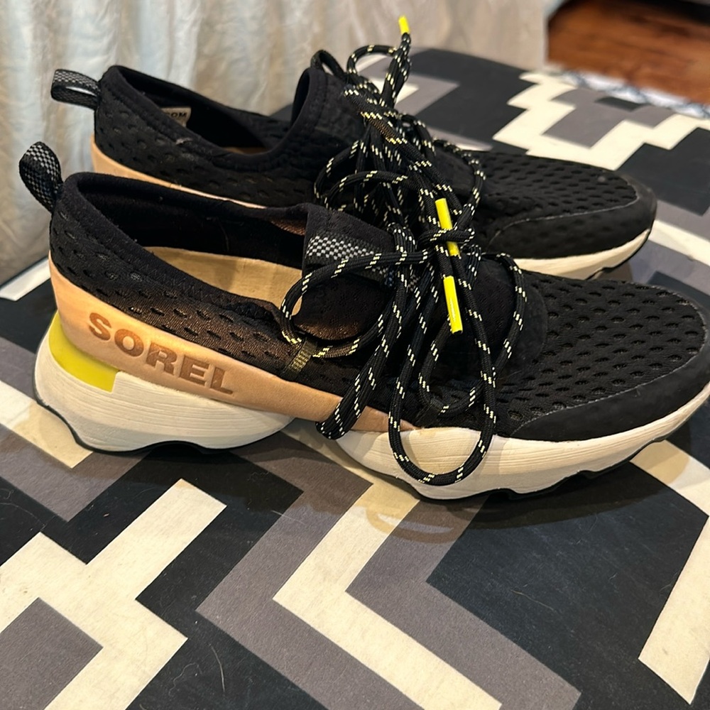 Sorel sneakers